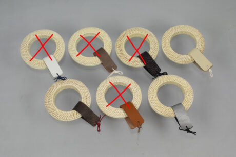 Sehnenring aus Rattan 13 cm mit Lederband